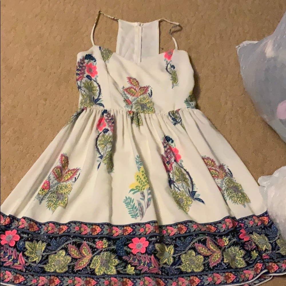 “just me” sleeveless colorful dress